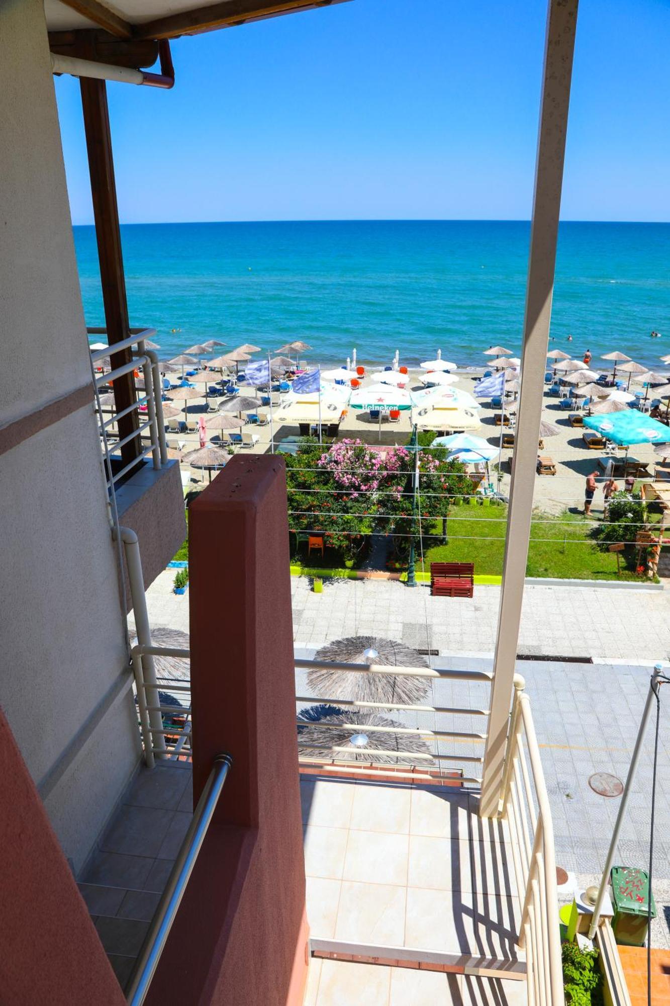 Vera Olympiakí Aktí Exterior foto